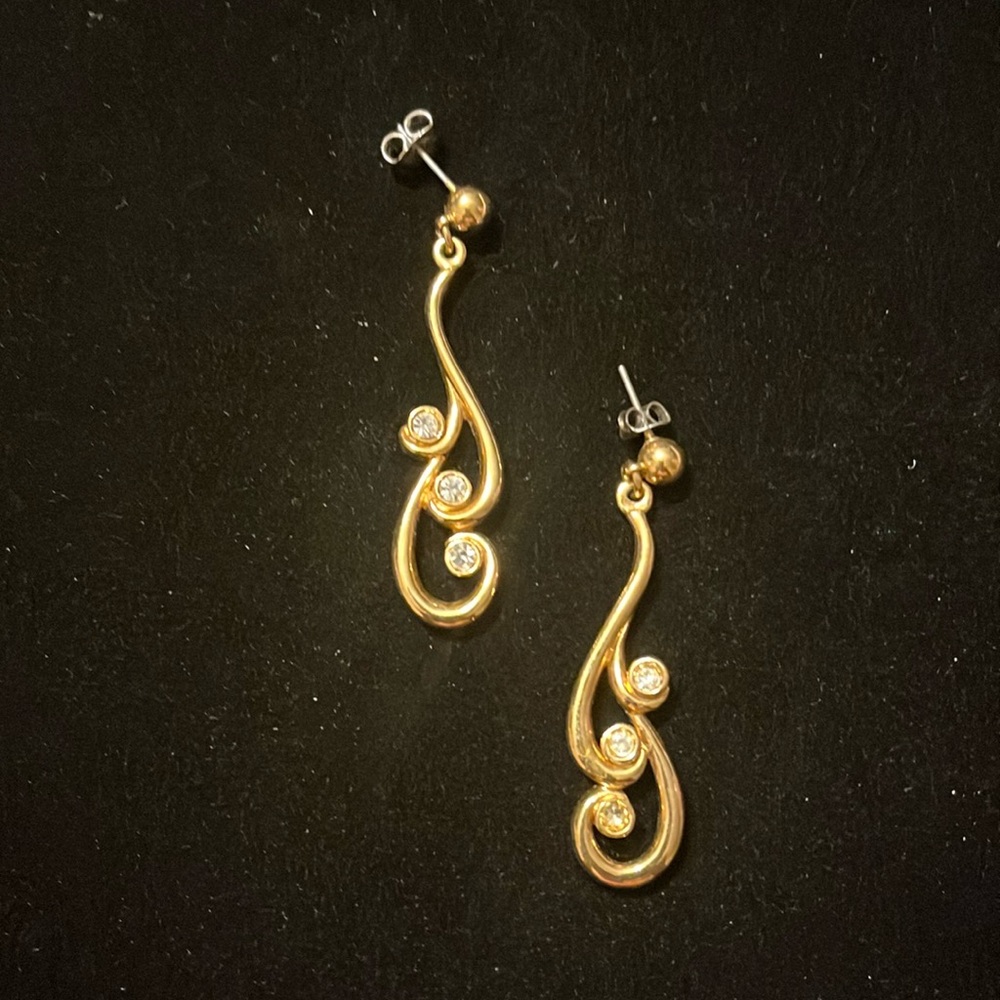 Gold plated earrings with cubic zirconia stones